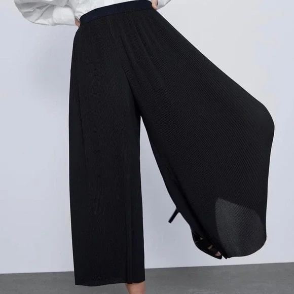 Zara EUC Pleated Black Elastic Waistband Culottes Pants Trousers Size XS - Picture 3 of 12